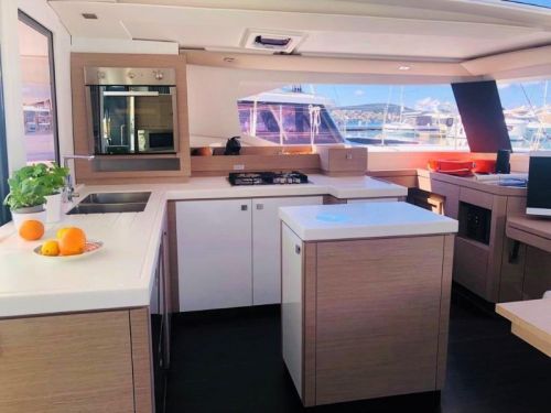 Fountaine Pajot Saona 47