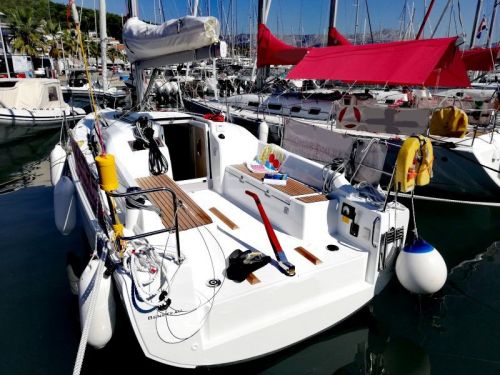 Beneteau Oceanis 30.1