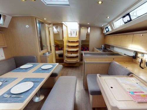 Beneteau Oceanis 45