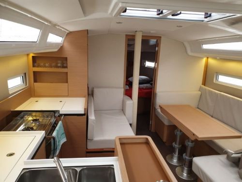 Jeanneau Sun Odyssey 410