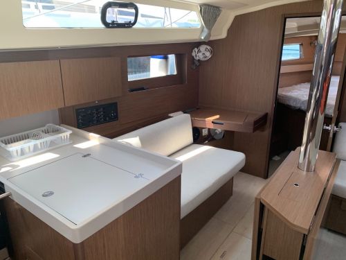 Beneteau Oceanis 41.1