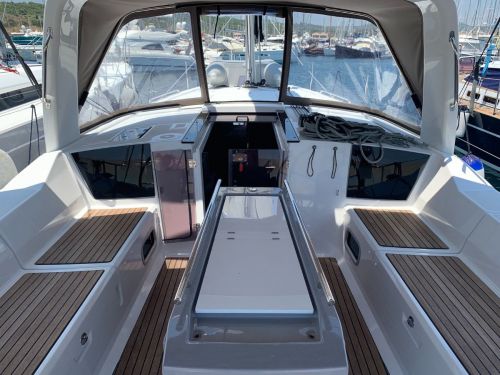 Beneteau Oceanis 41.1