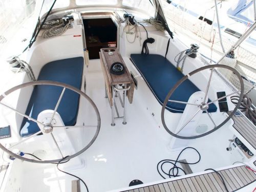 Bavaria 37