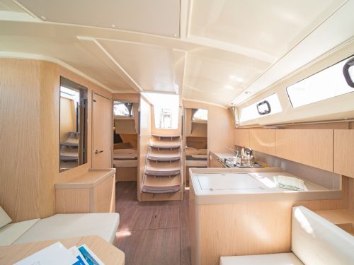 Beneteau Oceanis 41.1