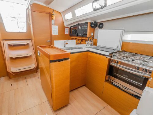 Jeanneau Sun Odyssey 410