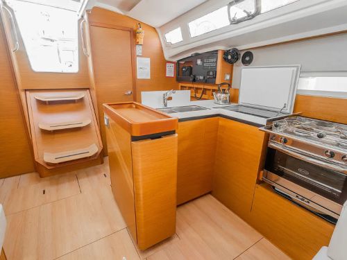 Jeanneau Sun Odyssey 410