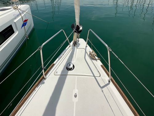 Beneteau Oceanis 38.1