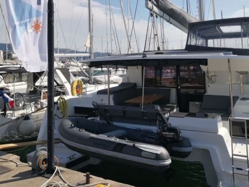 Fountaine Pajot Astrea 42