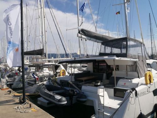 Fountaine Pajot Astrea 42