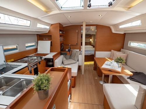 Sun Odyssey 410