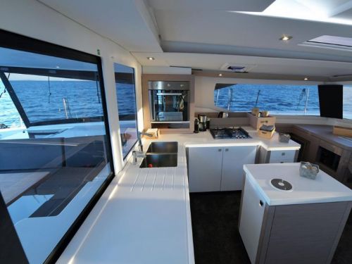 Fountaine Pajot Saona 47