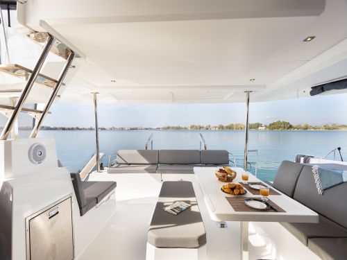 Fountaine Pajot Elba 45