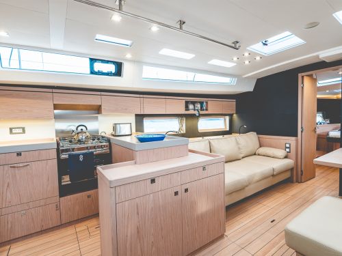 Beneteau Oceanis 55.1