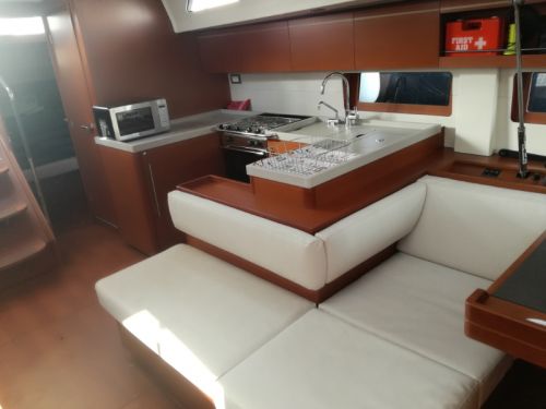 Beneteau Oceanis 51.1