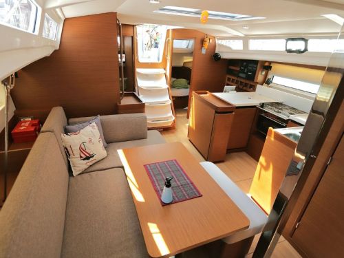 Jeanneau Sun Odyssey 440