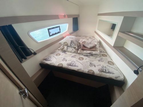 Fountaine Pajot Lucia 40