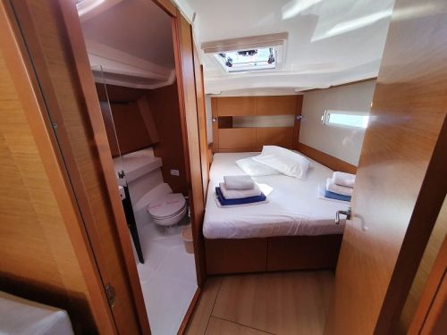 Jeanneau Sun Odyssey 410