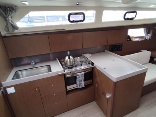 Beneteau Oceanis 41.1