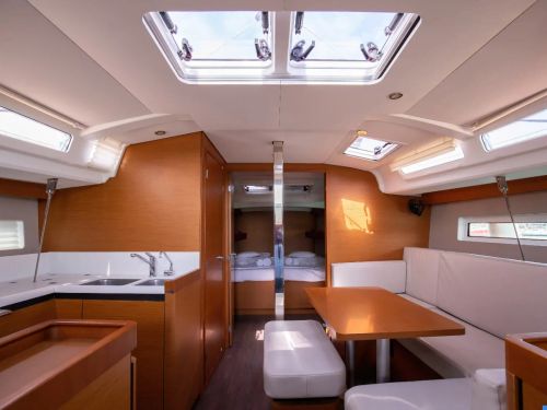 Jeanneau Sun Odyssey 440