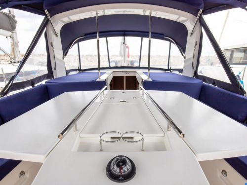 Beneteau Oceanis 51.1