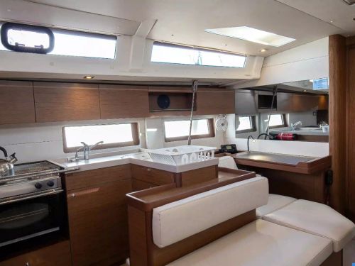 Beneteau Oceanis 51.1