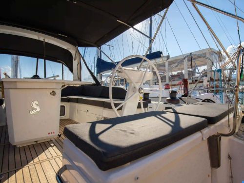 Beneteau Oceanis 51.1