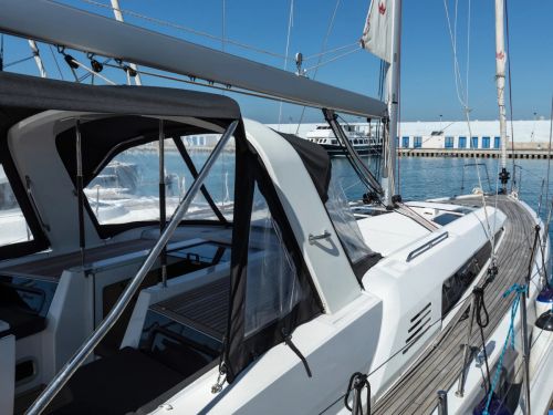 Beneteau Oceanis 46.1