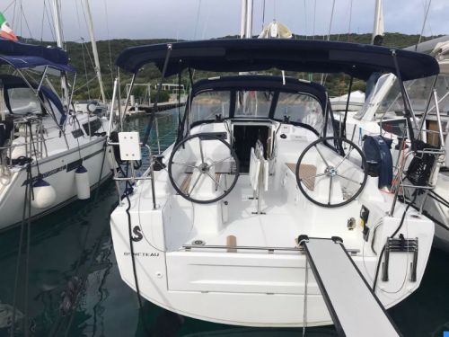 Beneteau Oceanis 30.1