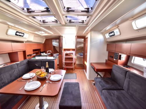 Hanse 458