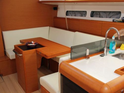 Jeanneau Sun Odyssey 439