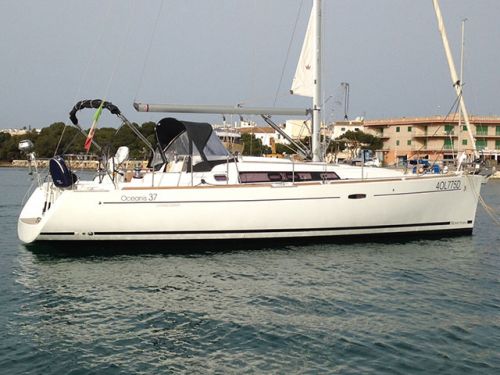 Beneteau Oceanis 37