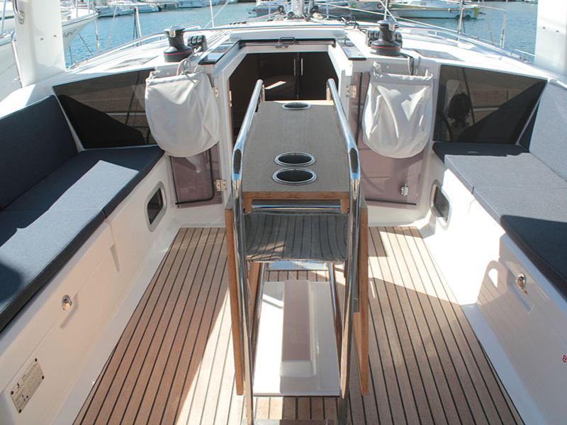 Beneteau Oceanis 41.1