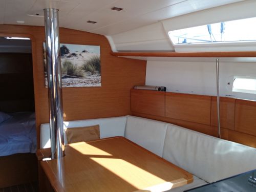 Jeanneau Sun Odyssey 379