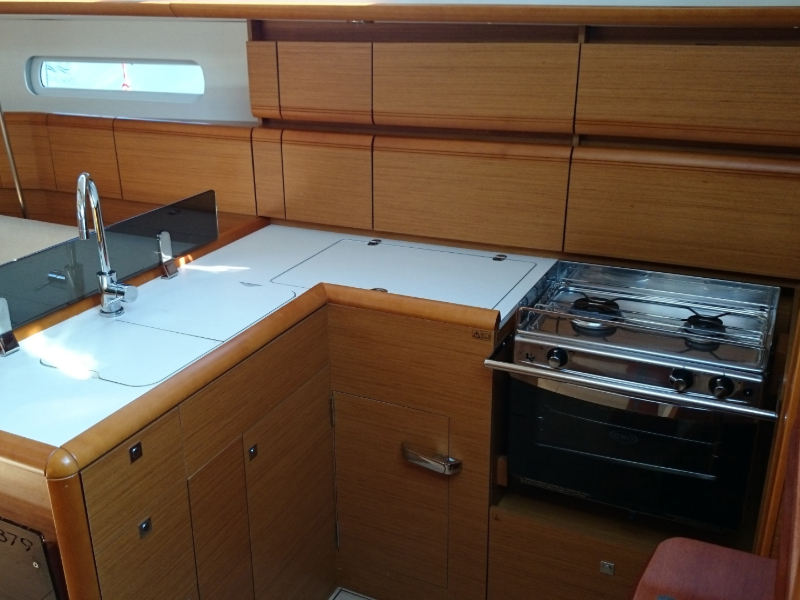 Jeanneau Sun Odyssey 379