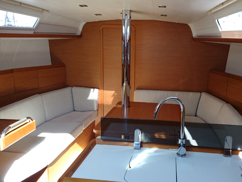 Jeanneau Sun Odyssey 379