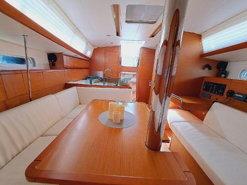 Jeanneau Sun Odyssey 389