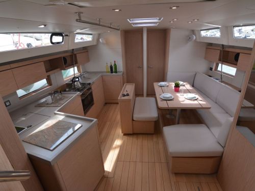 Beneteau Oceanis 46.1