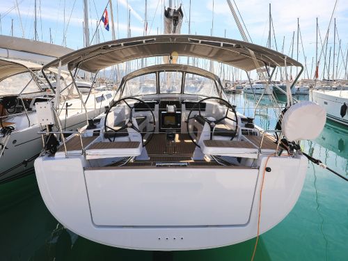 Hanse 418