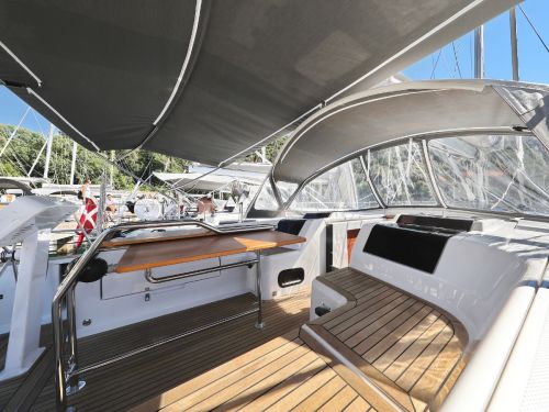 Hanse 458