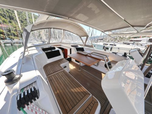 Hanse 458