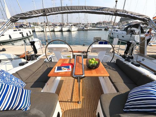 Hanse 458