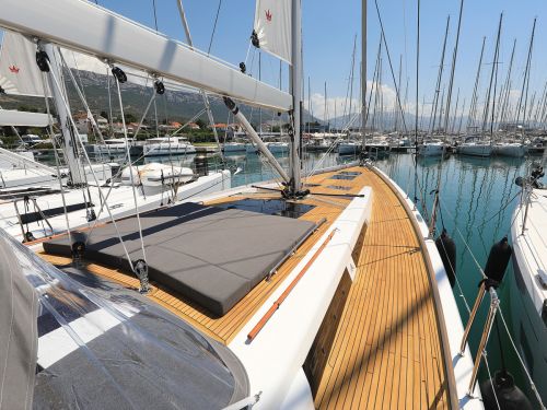 Hanse 588