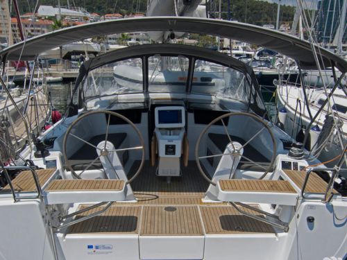 Hanse 418