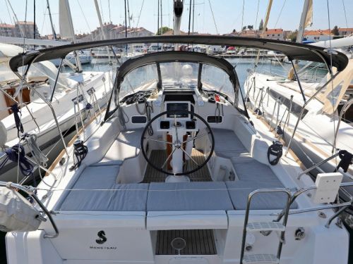 Beneteau Oceanis 34