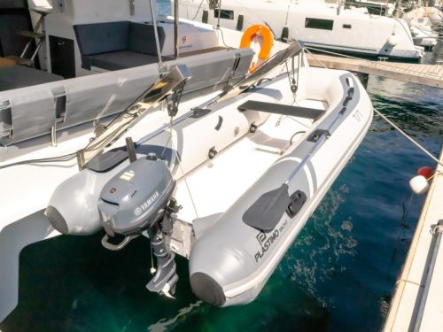 Fountaine Pajot Astrea 42