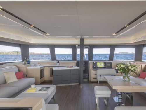 Fountaine Pajot Alegria 67