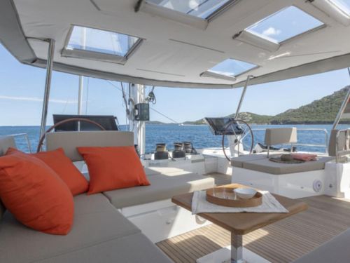 Fountaine Pajot Alegria 67