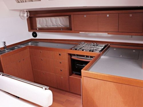 Beneteau Oceanis 48