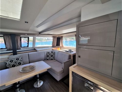 Fountaine Pajot Astrea 42