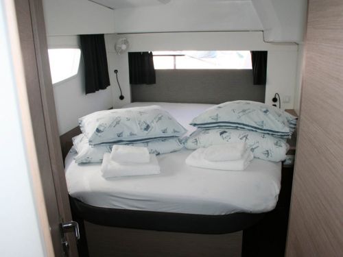 Fountaine Pajot Astrea 42